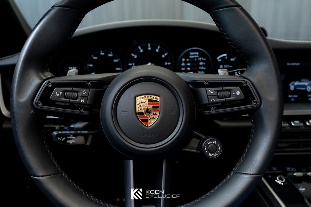 Porsche 992 Carrera 4S
