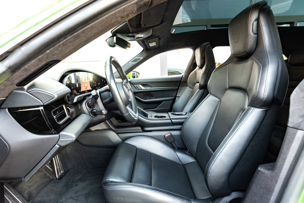 Porsche Taycan Turbo Cross Turismo