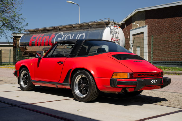 Porsche 911 Carrera 3.2