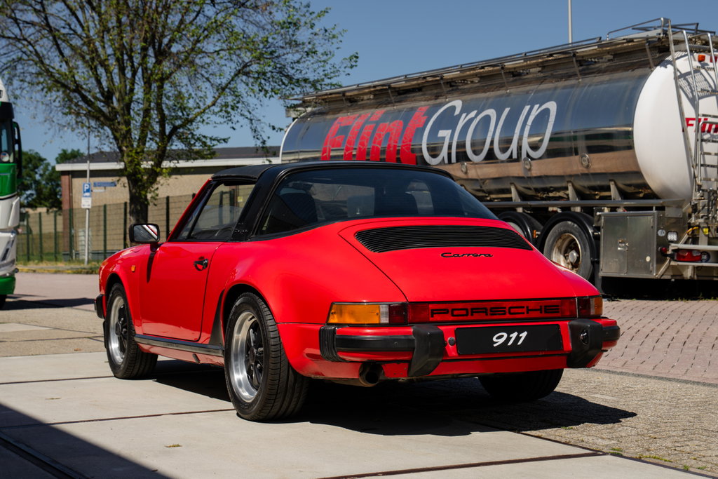 Porsche 911 Carrera 3.2