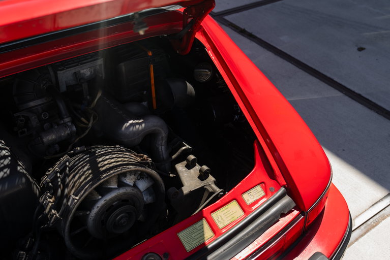 Porsche 911 Carrera 3.2