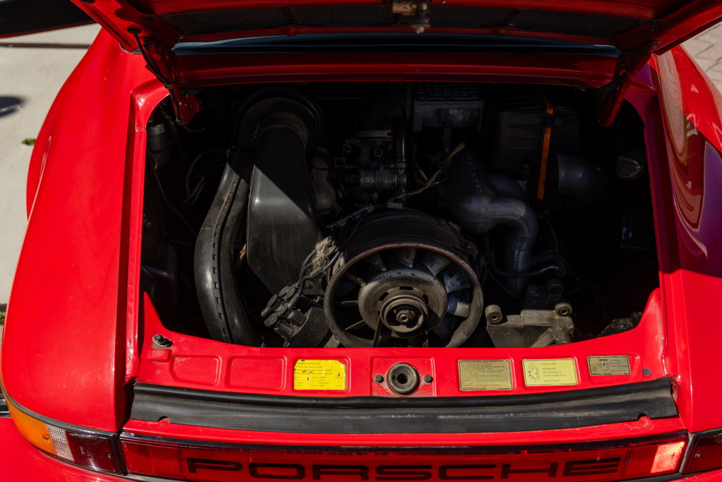 Porsche 911 Carrera 3.2