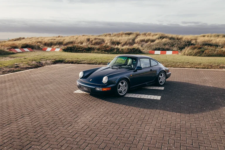 Porsche 964 Carrera 4