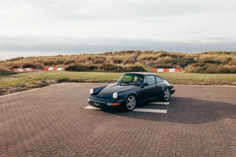 Porsche 964 Carrera 4