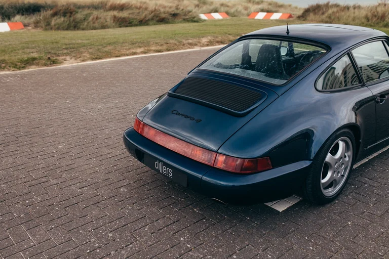 Porsche 964 Carrera 4