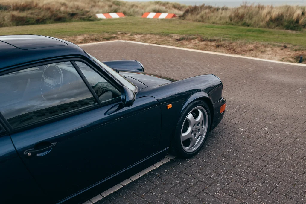 Porsche 964 Carrera 4