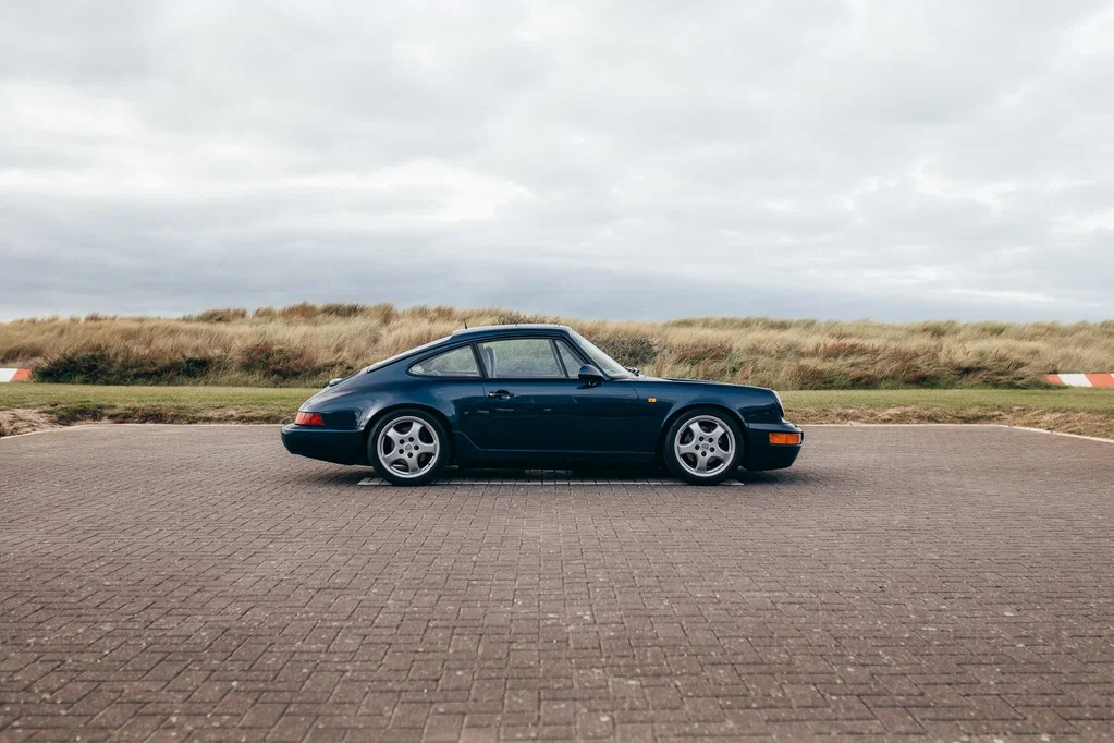 Porsche 964 Carrera 4