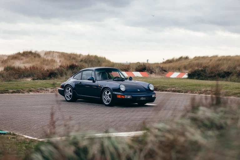 Porsche 964 Carrera 4