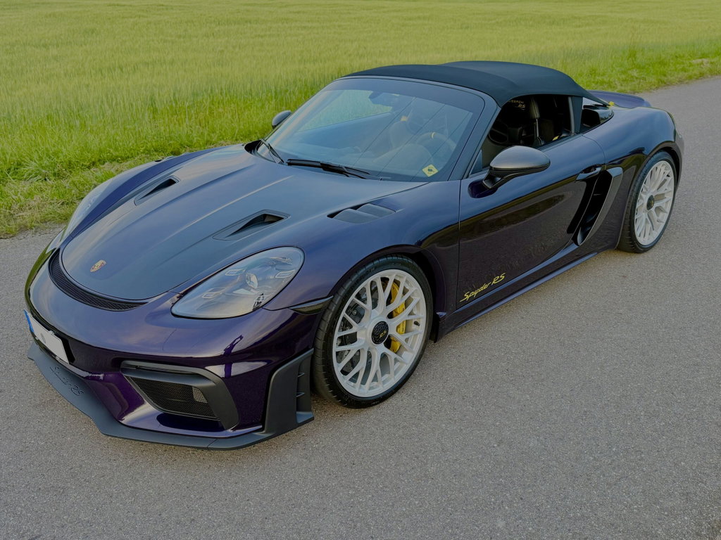 Porsche 718 Spyder RS