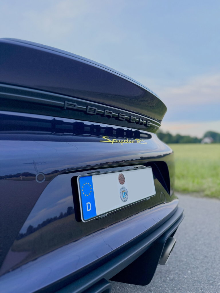 Porsche 718 Spyder RS