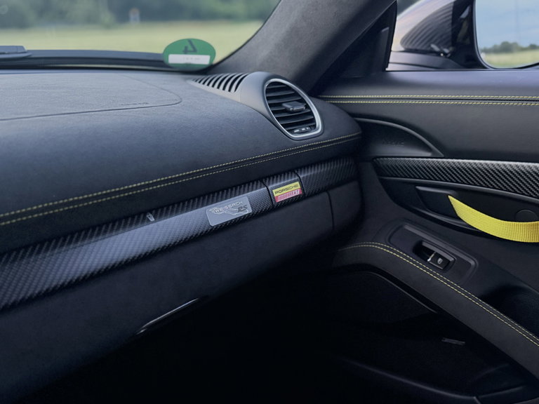Porsche 718 Spyder RS