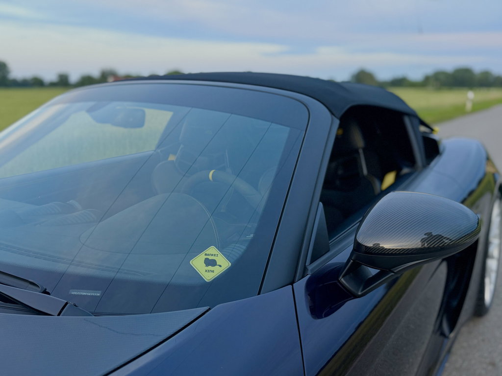 Porsche 718 Spyder RS