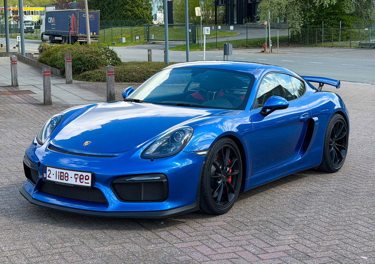 Porsche 981 Cayman GT4