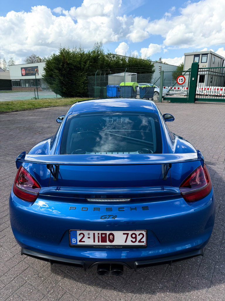 Porsche 981 Cayman GT4
