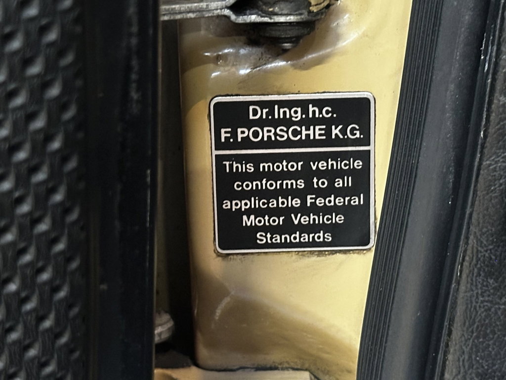 Porsche 911 T