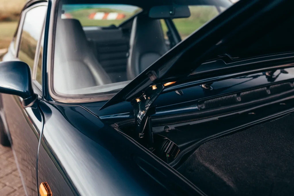 Porsche 964 Carrera 4