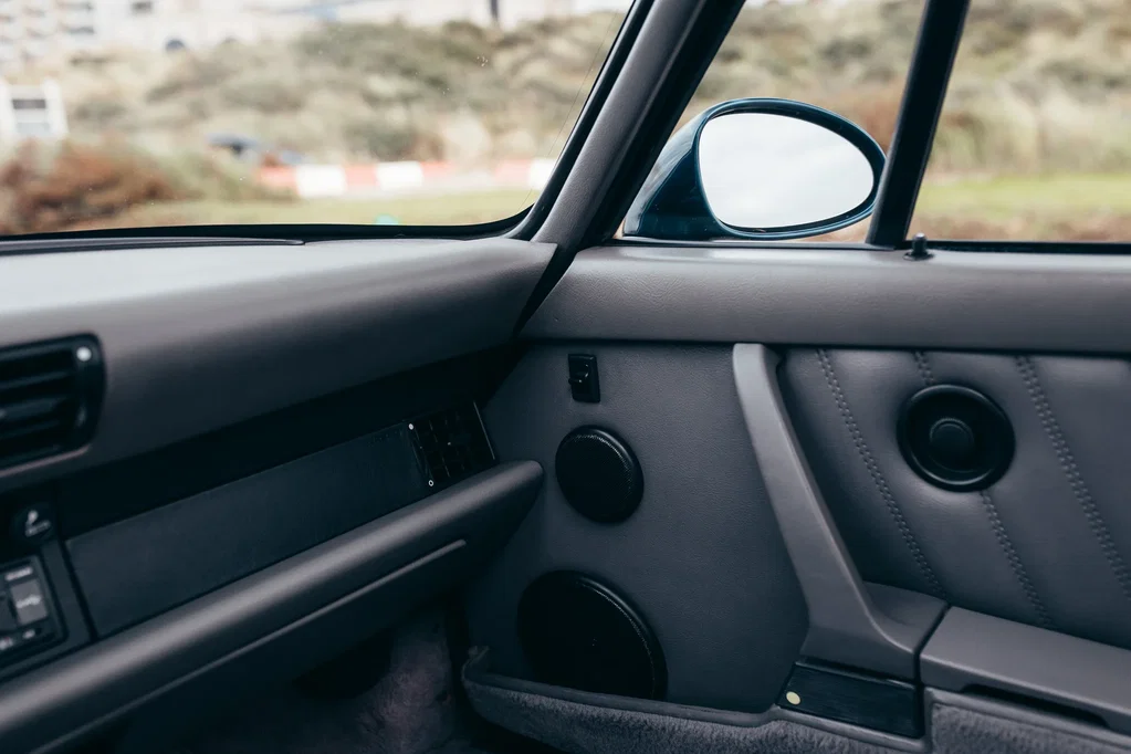 Porsche 964 Carrera 4