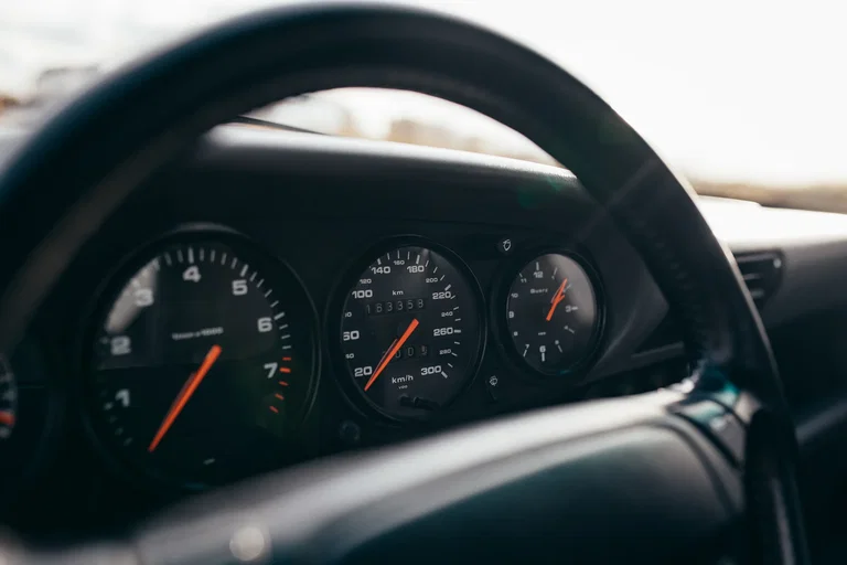 Porsche 964 Carrera 4