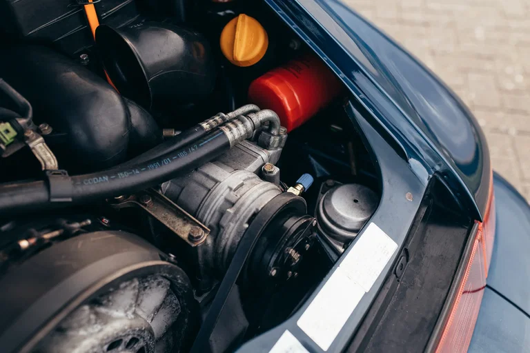 Porsche 964 Carrera 4