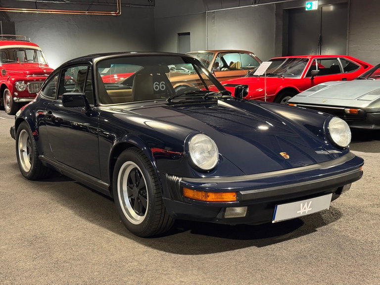 Porsche 911 Carrera 3.2