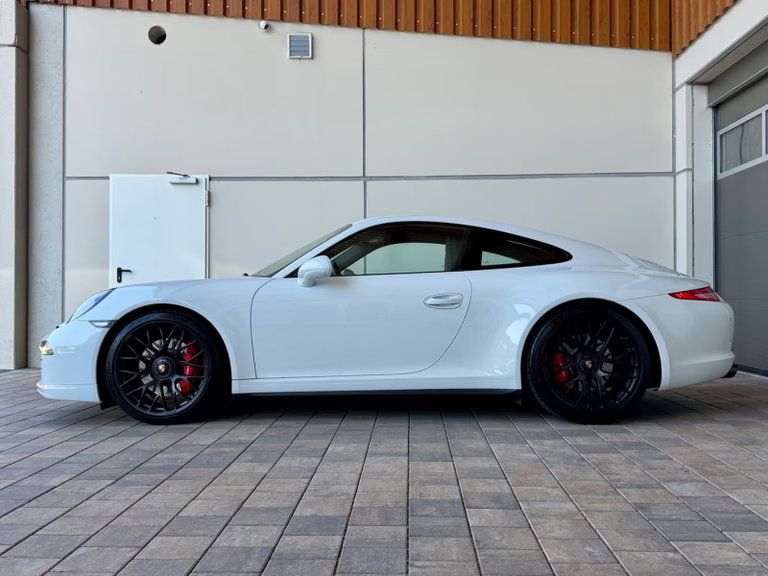 Porsche 991 Carrera GTS