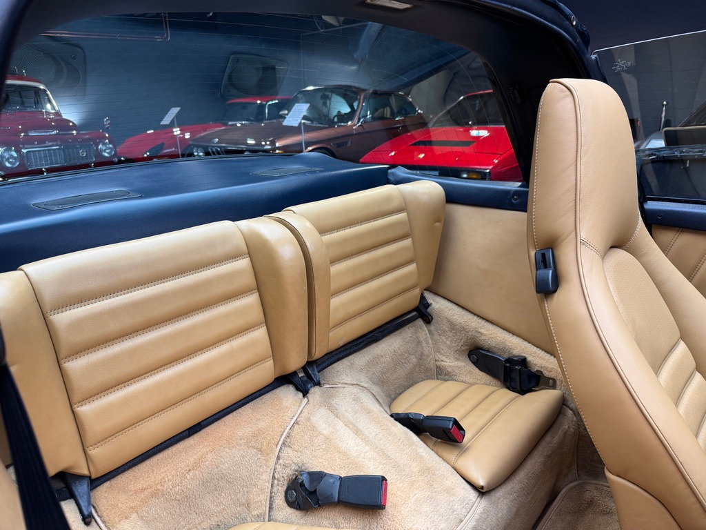 Porsche 911 Carrera 3.2 (US)