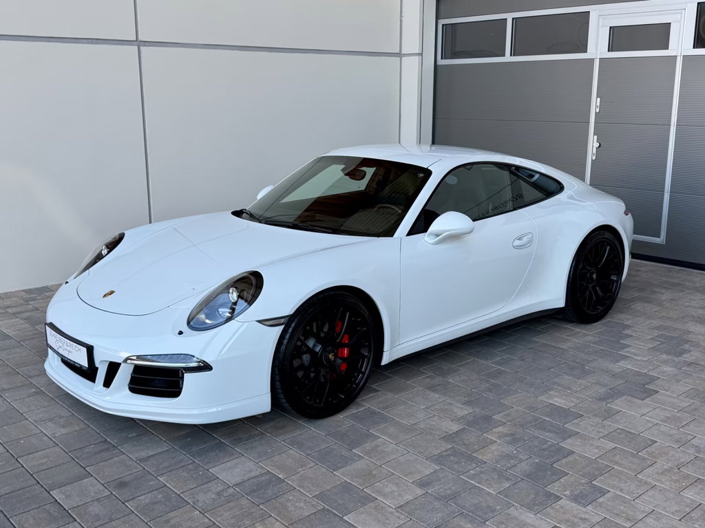Porsche 991 Carrera GTS