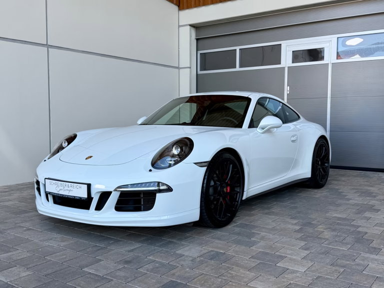 Porsche 991 Carrera GTS