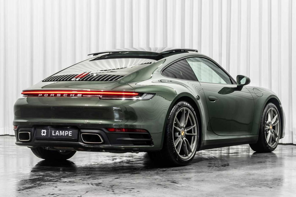 Porsche 992 Carrera