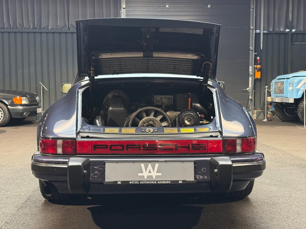 Porsche 911 Carrera 3.2 (US)