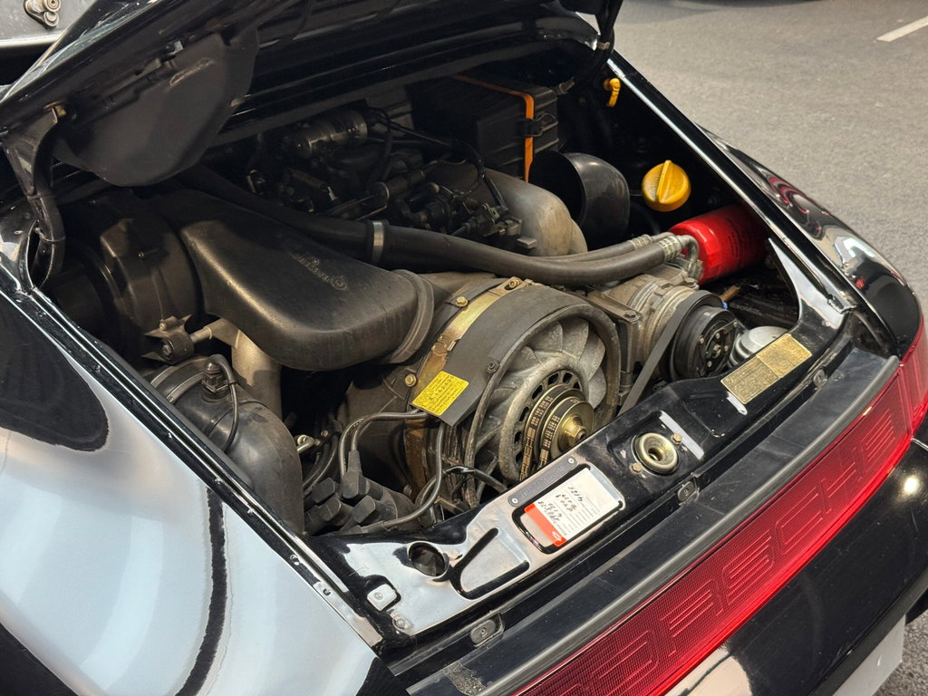 Porsche 964 Carrera 4