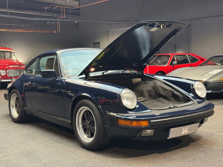 Porsche 911 Carrera 3.2 (US)