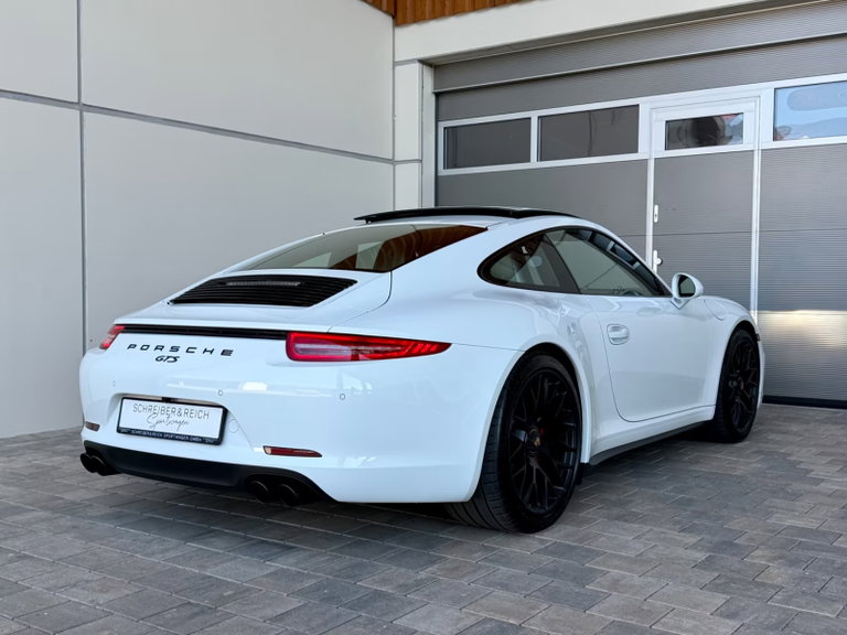 Porsche 991 Carrera GTS