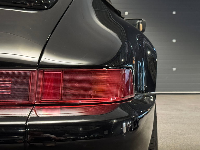 Porsche 964 Carrera 4