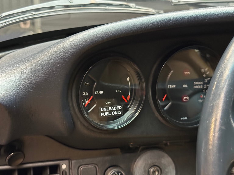 Porsche 911 Carrera 3.2 (US)