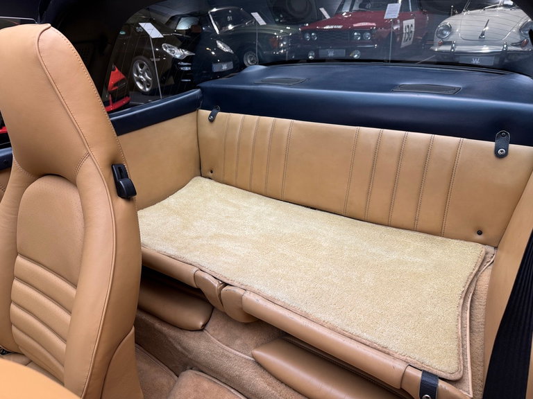 Porsche 911 Carrera 3.2 (US)
