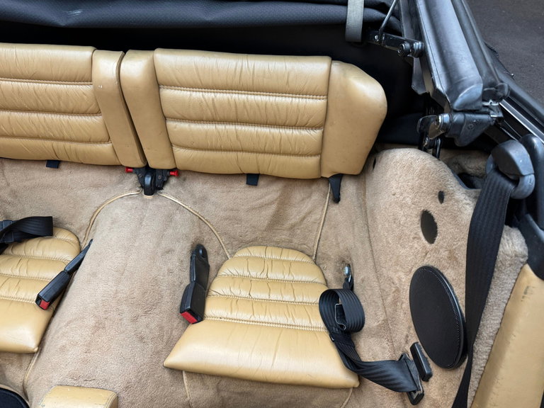 Porsche 964 Carrera 4