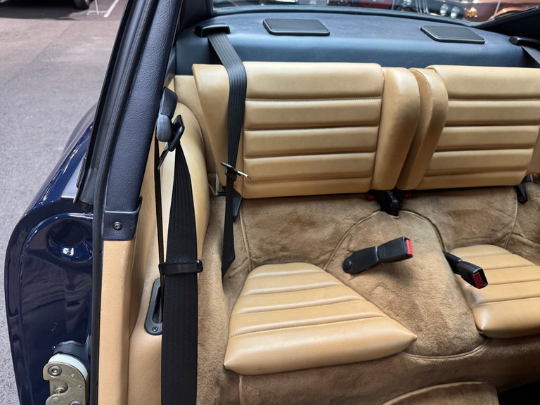 Porsche 911 Carrera 3.2 (US)