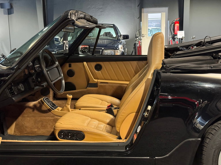 Porsche 964 Carrera 4