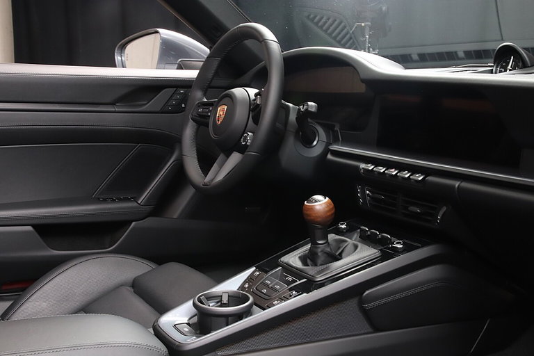Porsche 992.2 Carrera T