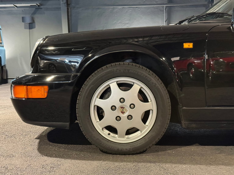 Porsche 964 Carrera 4