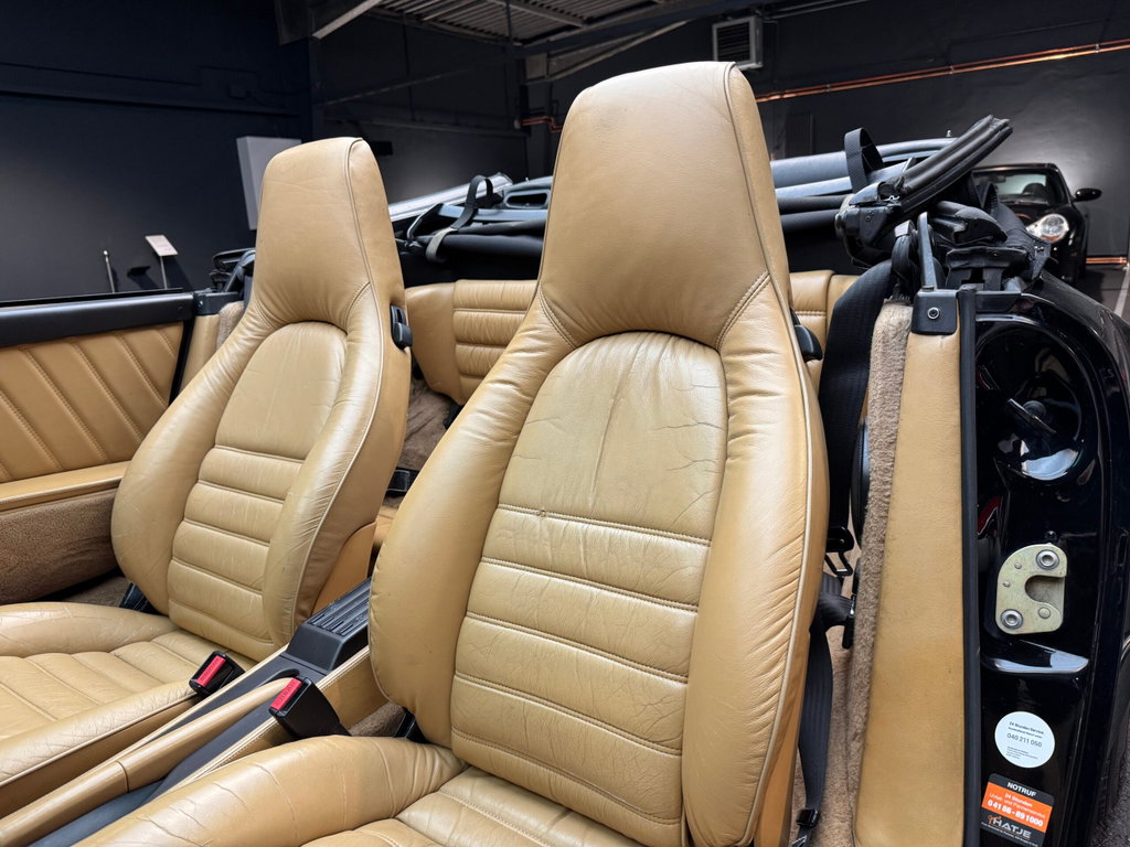 Porsche 964 Carrera 4
