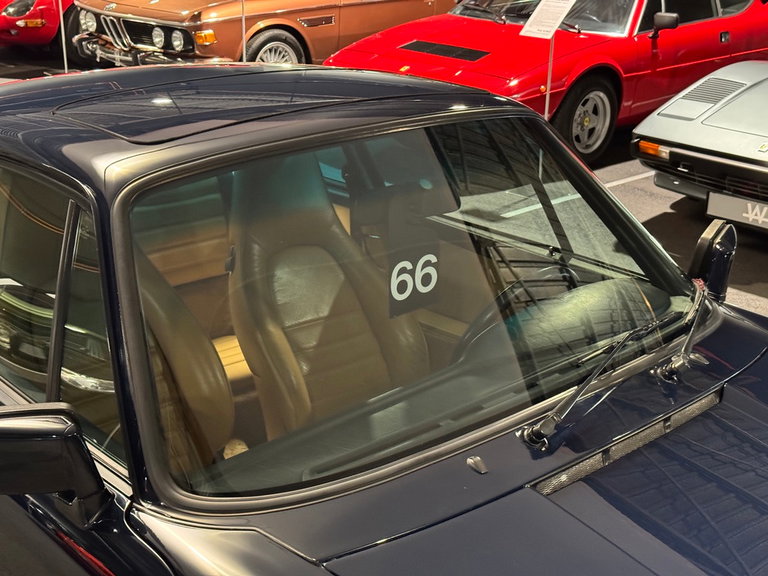 Porsche 911 Carrera 3.2 (US)