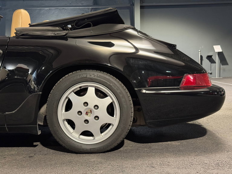 Porsche 964 Carrera 4