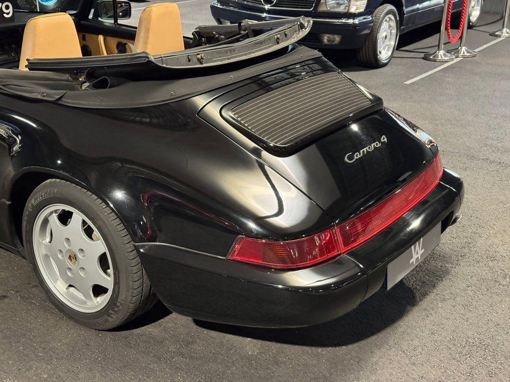 Porsche 964 Carrera 4