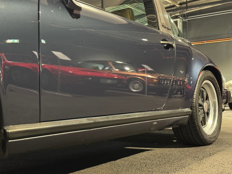 Porsche 911 Carrera 3.2 (US)