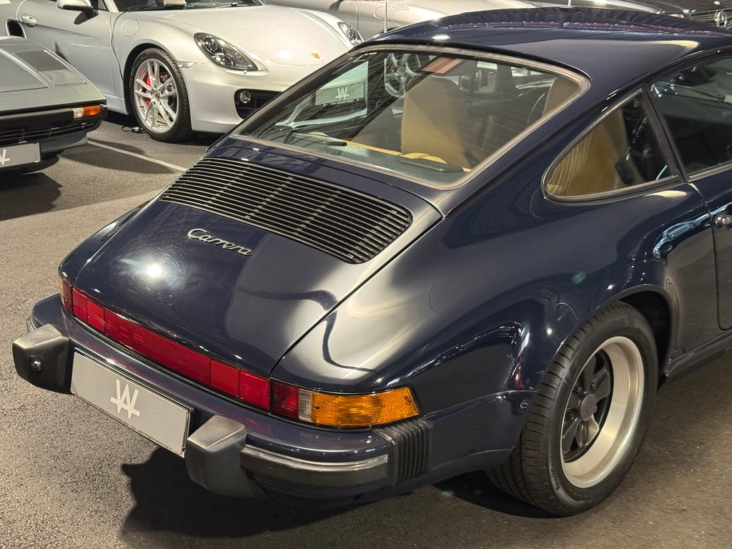 Porsche 911 Carrera 3.2 (US)