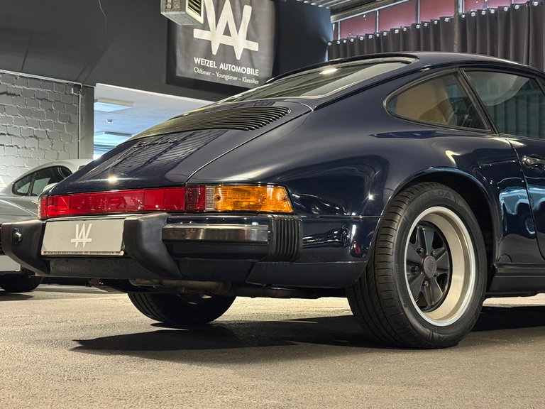 Porsche 911 Carrera 3.2 (US)