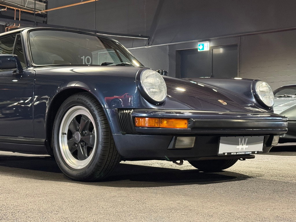 Porsche 911 Carrera 3.2 (US)