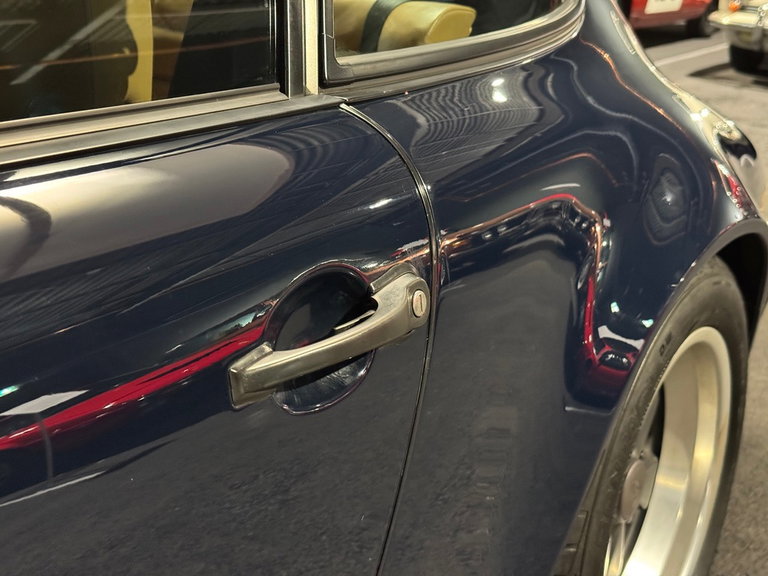 Porsche 911 Carrera 3.2 (US)